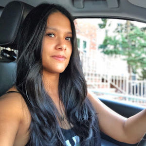 Meet your Posher, Alejandra